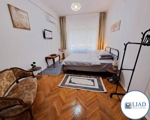 Home – English
